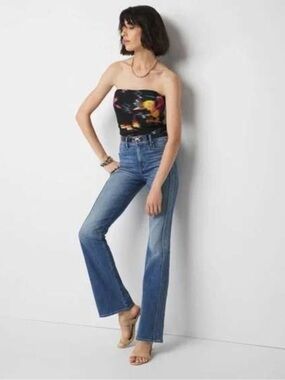 White House Black Market High Rise Skinny Flare Jeans Everyday Soft Size 8